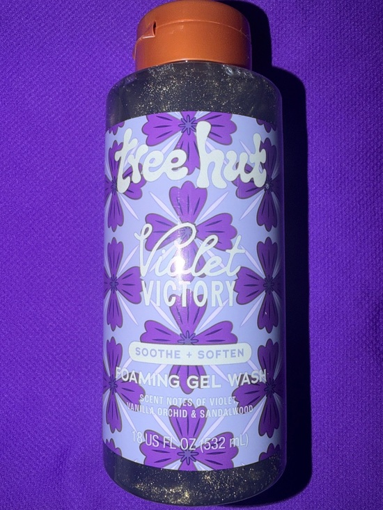 tree hut Other - NEW SCENT Tree Hut Violet Victory Foaming Gel Wash - Purple